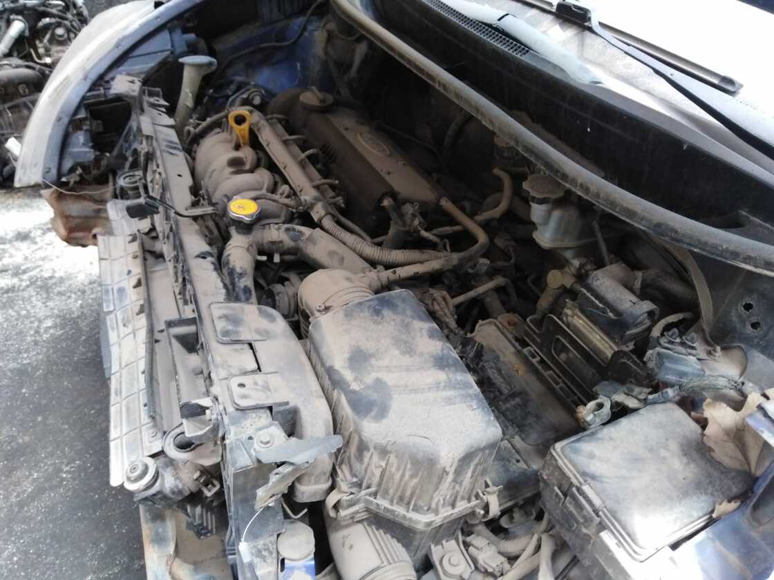  Kia RIO 2012    EN DESARME